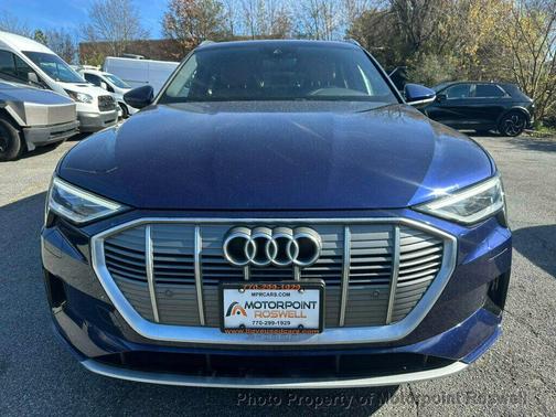 2022 Audi e-tron Premium