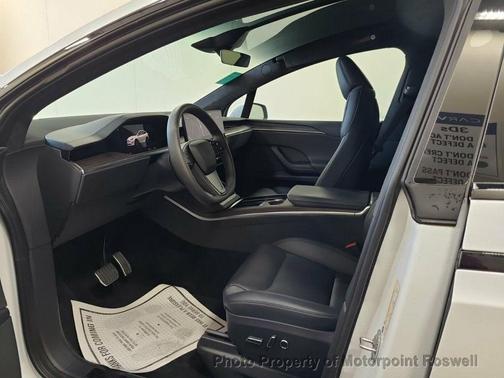 Pearl White Multi-Coat 2025 Tesla Model X Long Range
