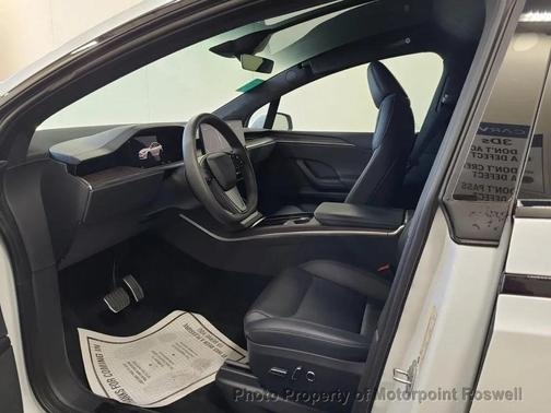 Pearl White Multi-Coat 2025 Tesla Model X Long Range