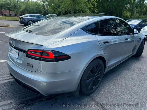 2024 Tesla Model S Plaid