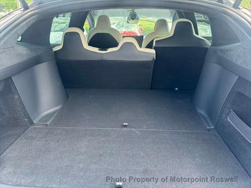 2024 Tesla Model X Long Range