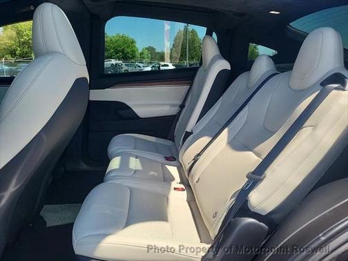 2024 Tesla Model X Long Range
