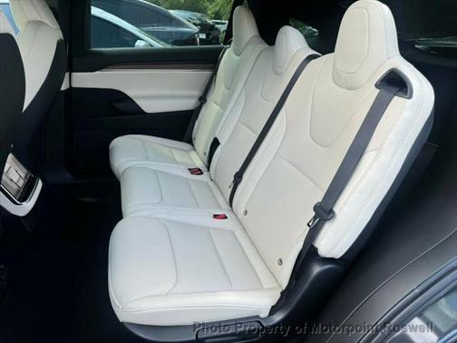 2024 Tesla Model X Long Range