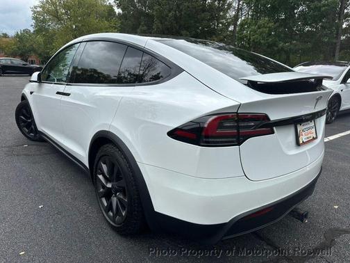 2023 Tesla Model X Standard Range AWD