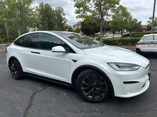 2023 Tesla Model X Standard Range AWD