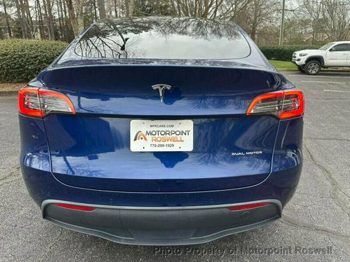 2021 Tesla Model Y Long Range Dual Motor All-Wheel Drive