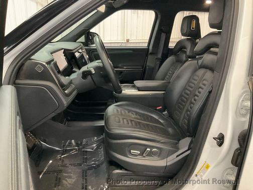 2024 Rivian R1S Adventure Quad Motor Large Pack