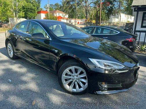 Solid Black 2019 Tesla Model S 100D