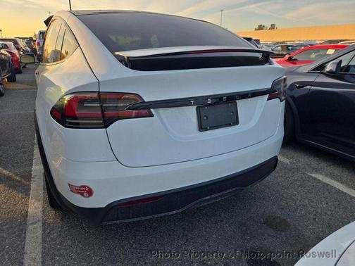 2024 Tesla Model X Long Range