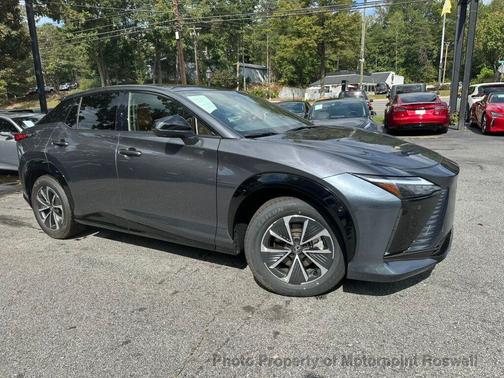 2023 Lexus RZ 450e Luxury