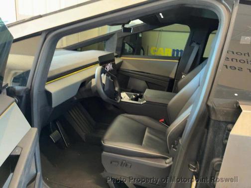 2024 Tesla Cybertruck Cyberbeast