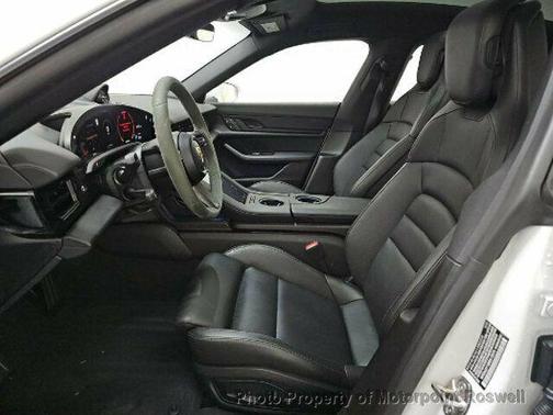 2024 Porsche Taycan RWD