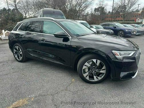 2022 Audi e-tron Premium
