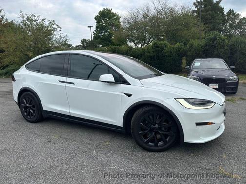 2023 Tesla Model X Standard Range AWD