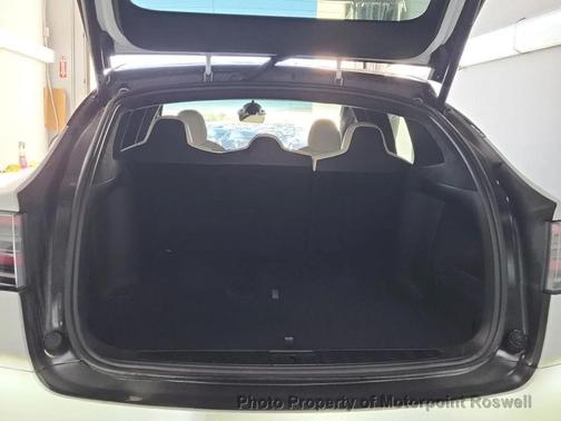 2023 Tesla Model X Standard Range AWD
