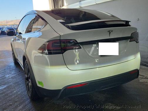 2023 Tesla Model X Standard Range AWD