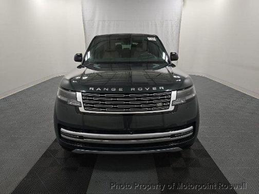 2024 Land Rover Range Rover P530 Autobiography LWB 7 Seat