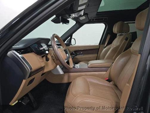 2024 Land Rover Range Rover P530 Autobiography LWB 7 Seat