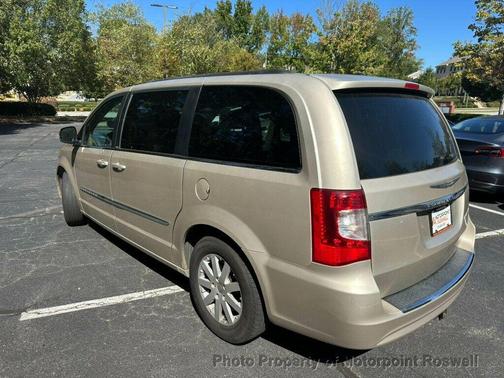 2014 Chrysler Town & Country Touring