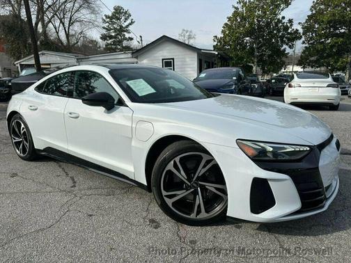 2023 Audi e-tron GT Premium Plus quattro