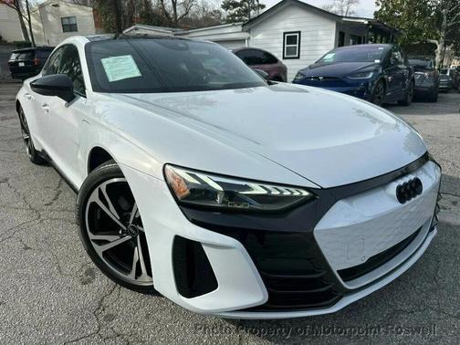 2023 Audi e-tron GT Premium Plus quattro