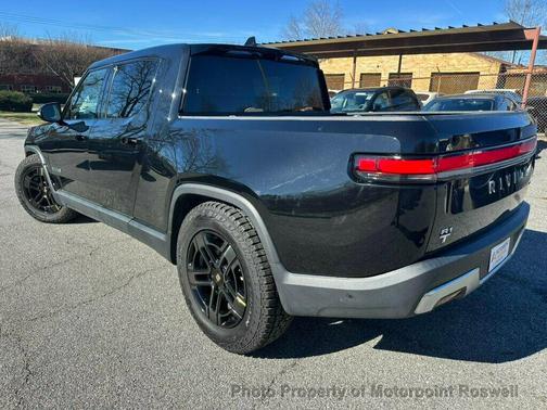 2024 Rivian R1T Adventure Dual-Motor Large Pack