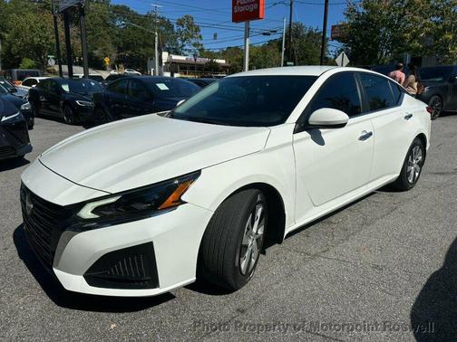 2023 Nissan Altima S FWD