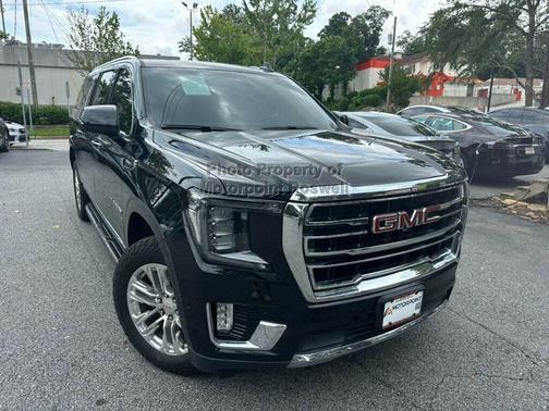 Onyx Black 2023 GMC Yukon XL SLT