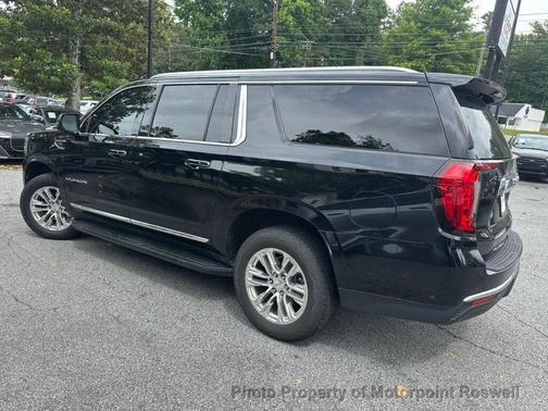 Onyx Black 2023 GMC Yukon XL SLT