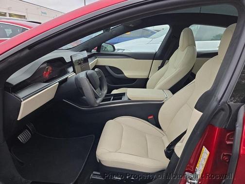 2023 Tesla Model S Plaid