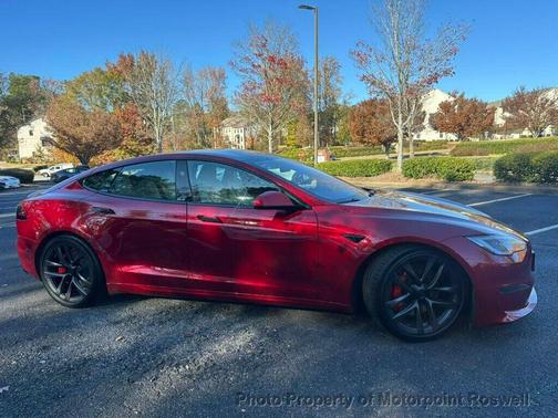 2023 Tesla Model S Plaid