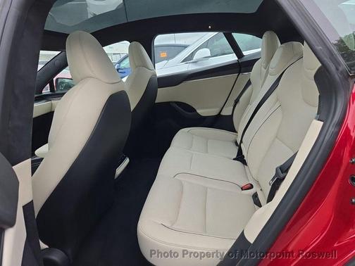 2023 Tesla Model S Plaid