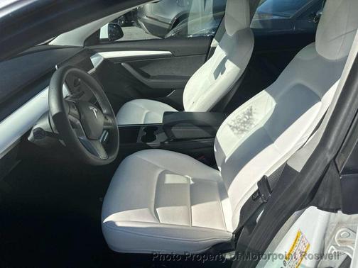 2022 Tesla Model 3 Standard Range