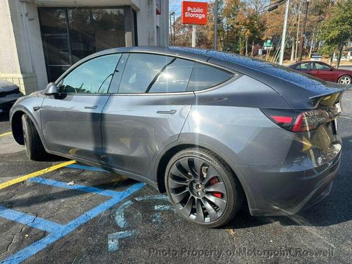 2023 Tesla Model Y Performance Dual Motor All-Wheel Drive