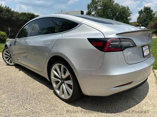 2018 Tesla Model 3 Performance