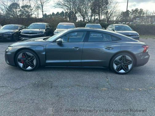 2022 Audi RS e-tron GT quattro