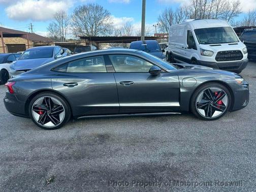 2022 Audi RS e-tron GT quattro