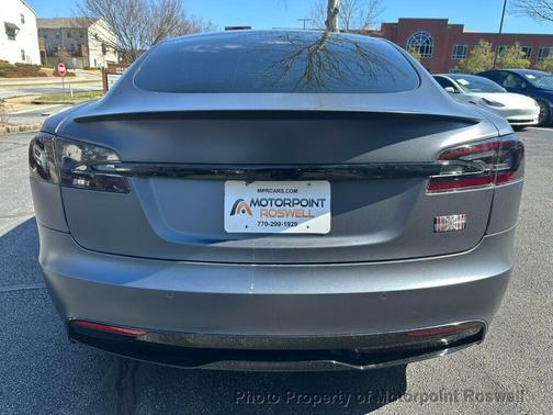 2022 Tesla Model S Plaid