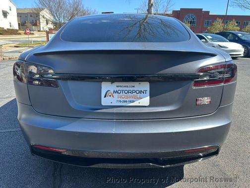 2022 Tesla Model S Plaid