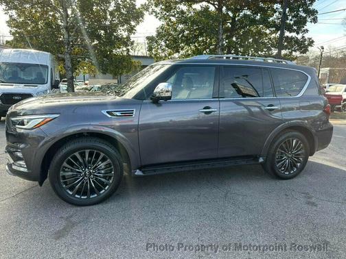 2024 INFINITI QX80 SENSORY AWD