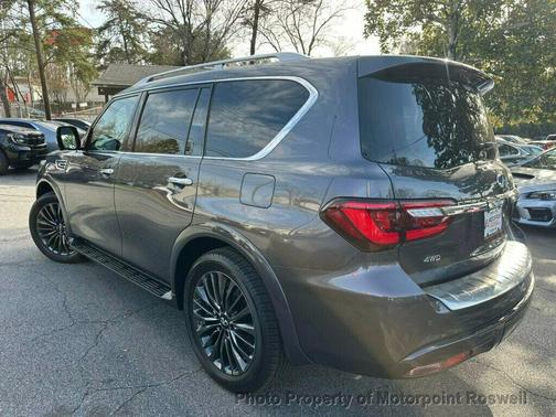 2024 INFINITI QX80 SENSORY AWD
