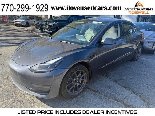 2022 Tesla Model 3 Standard Range