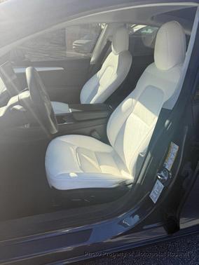 2022 Tesla Model 3 Standard Range