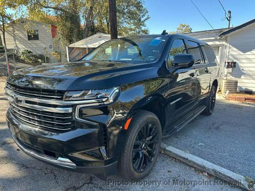 2024 Chevrolet Suburban LT