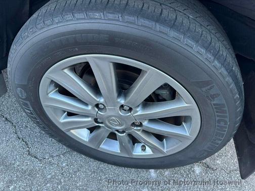 2010 Lexus LX 570 Base
