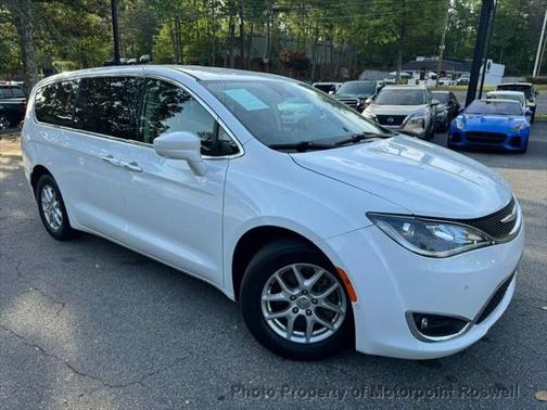 2020 Chrysler Pacifica Touring