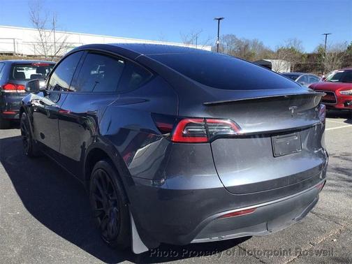 2023 Tesla Model Y Long Range Dual Motor All-Wheel Drive