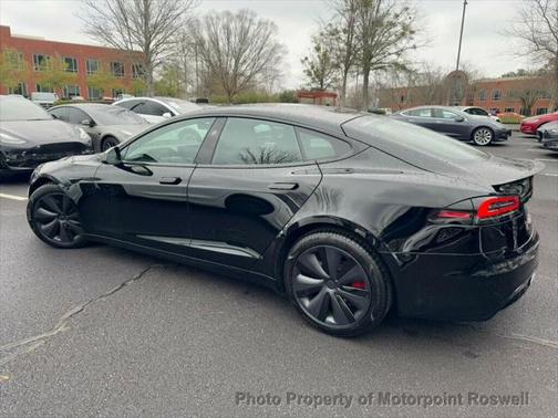2024 Tesla Model S Plaid