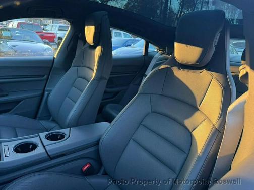 2024 Porsche Taycan RWD