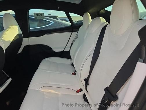 2024 Tesla Model S Plaid